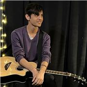 Baterista con 10 años de experiencia ofrece clases para todas las edades